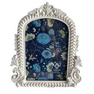Ornate White Photo Frame 5 x 7 Matte Arch Vertical Resin Tabletop Photograph